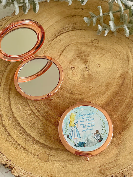 Alice compact mirror